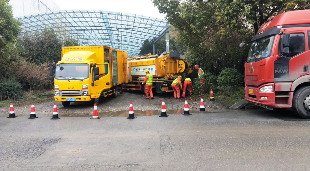 松柏镇成区雨污水管网“四位一体”检测疏通项目